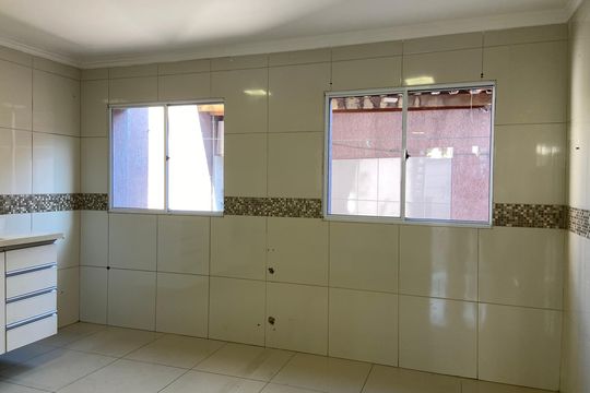 Casa para alugar com 2 quartos, 110m² em Ferreira, São Paulo