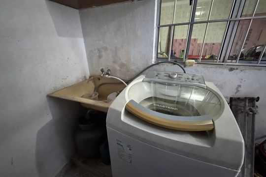 Área de Serviço de casa para alugar com 1 quarto, 100m² em Chácara Adriana Aparecida, Carapicuíba