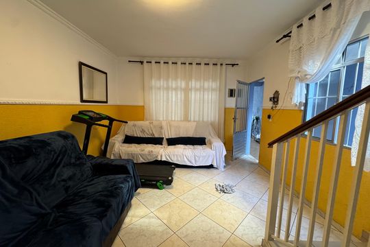 Sala de casa para alugar com 2 quartos, 100m² em Chácara Adriana Aparecida, Carapicuíba