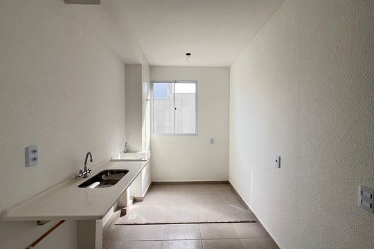 Cozinha de apartamento à venda com 1 quarto, 56m² em Jardim Alvorada, Contagem