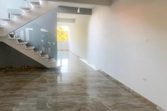 Casa à venda com 5 quartos, 222m² em Jardim Marambaia II, Jundiaí