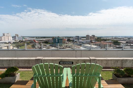 Varanda de apartamento à venda com 1 quarto, 32m² em Floresta, Porto Alegre