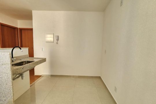Cozinha de apartamento para alugar com 2 quartos, 46m² em Alvorada, Contagem