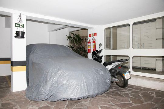 Box Garagem (01 vaga) de apartamento à venda com 2 quartos, 79m² em Rio Branco, Porto Alegre