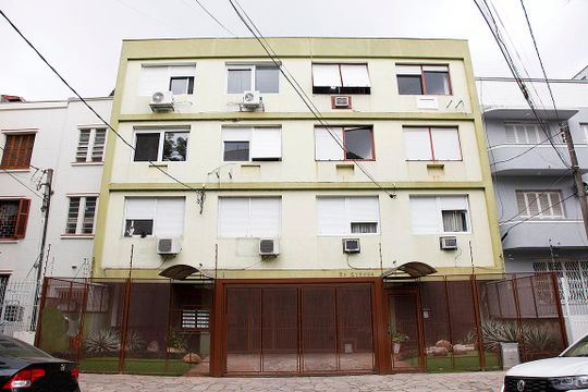 Fachada de apartamento à venda com 2 quartos, 79m² em Rio Branco, Porto Alegre