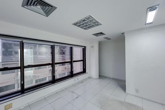Kitnet/Studio à venda com 1 quarto, 28m² em Tatuapé, São Paulo