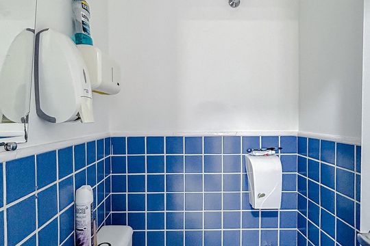 Banheiro de kitnet/studio à venda com 1 quarto, 28m² em Tatuapé, São Paulo