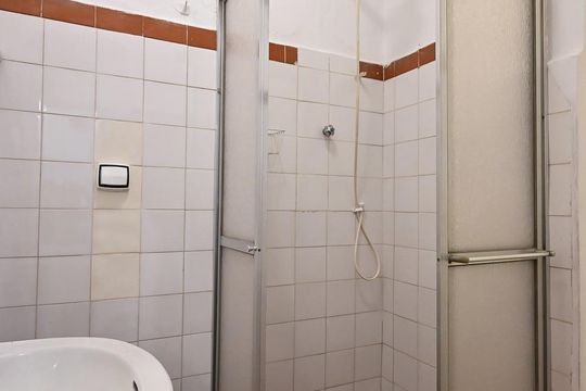 Banheiro de Serviço de casa à venda com 3 quartos, 280m² em Super Quadra Morumbi, São Paulo
