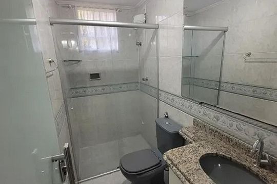 Banheiro de apartamento para alugar com 3 quartos, 75m² em Guarani, Belo Horizonte