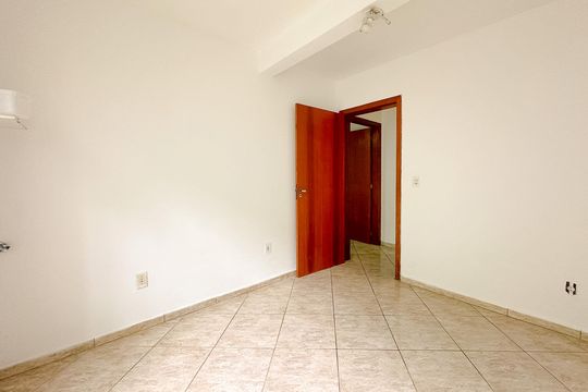 Quarto de casa para alugar com 2 quartos, 128m² em Barreiros, São José