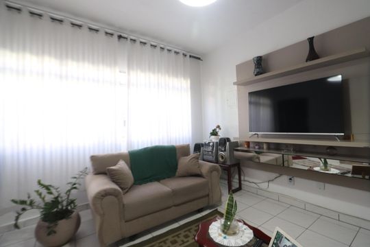 Sala de casa à venda com 2 quartos, 175m² em Jardim Egle, São Paulo