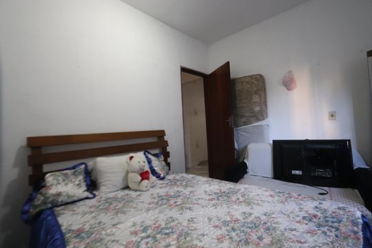 Quarto 2 de casa à venda com 2 quartos, 175m² em Jardim Egle, São Paulo