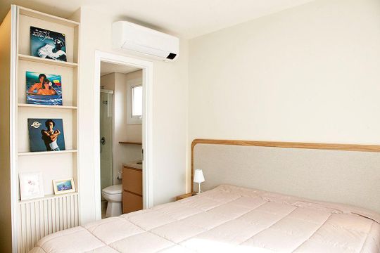 Quarto 1 Suíte de apartamento à venda com 2 quartos, 67m² em Santana, Porto Alegre