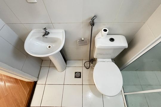 Banheiro de apartamento à venda com 3 quartos, 60m² em Parque Bandeirante, Santo André