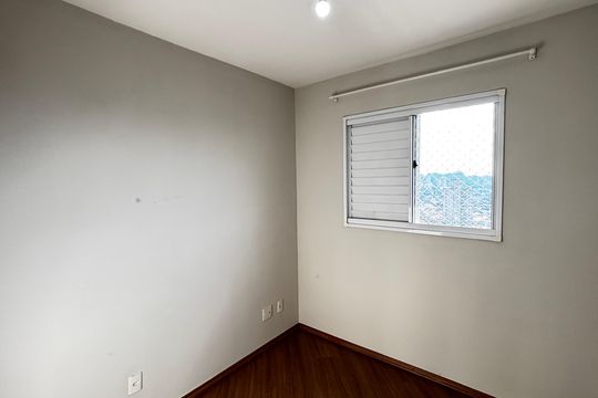 Quarto 2 de apartamento à venda com 3 quartos, 60m² em Parque Bandeirante, Santo André
