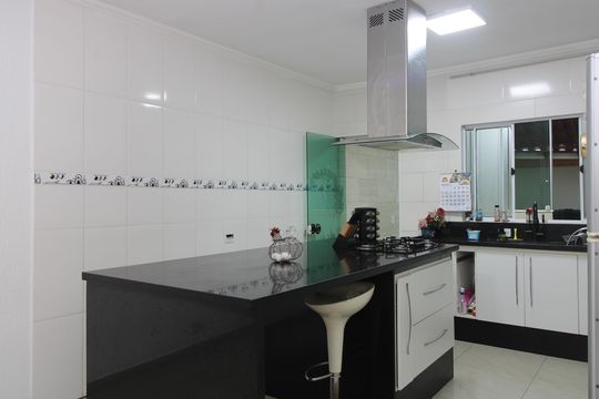 Cozinha de casa à venda com 3 quartos, 170m² em Vila Ré, São Paulo