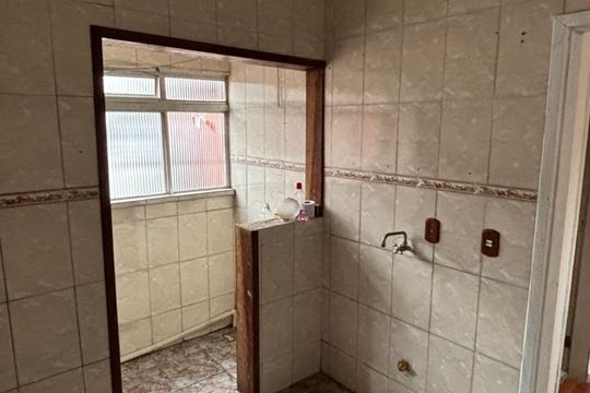 Banheiro de apartamento à venda com 2 quartos, 55m² em Santa Rosa de Lima, Porto Alegre