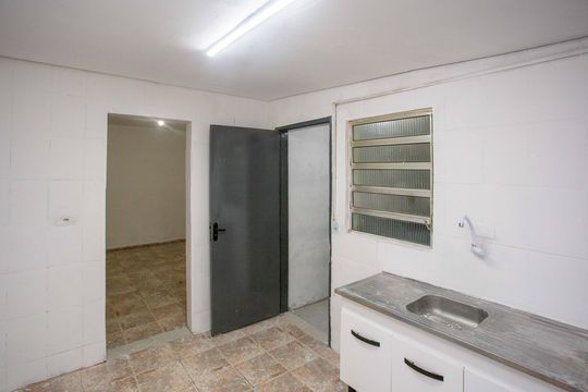 Sala/Cozinha de casa para alugar com 1 quarto, 27m² em Campanário, Diadema