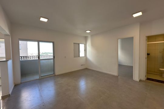 Apartamento para alugar com 1 quarto, 56m² em Jardim Maria Helena, Barueri