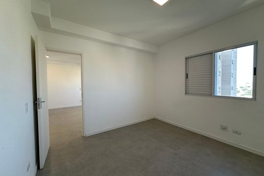Quarto de apartamento para alugar com 1 quarto, 56m² em Jardim Maria Helena, Barueri