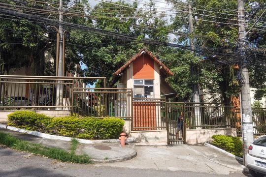 Fachada de apartamento para alugar com 2 quartos, 45m² em Pechincha, Rio de Janeiro