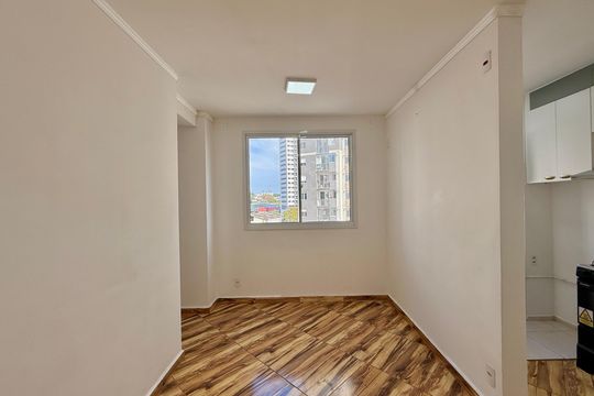 Sala  de apartamento à venda com 2 quartos, 39m² em Socorro, São Paulo