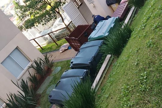 Área externa de apartamento à venda com 2 quartos, 47m² em Jardim Celeste, São Paulo