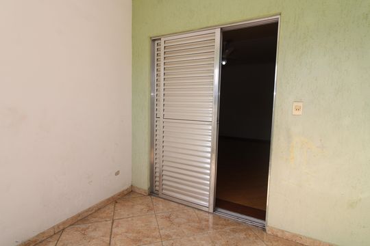 Varanda da suíte de casa para alugar com 3 quartos, 150m² em Vila Ponte Rasa, São Paulo