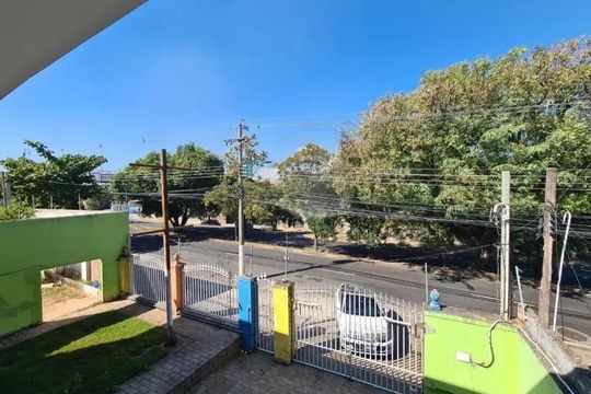 Varanda de casa para alugar com 5 quartos, 371m² em Jardim Chapadão, Campinas