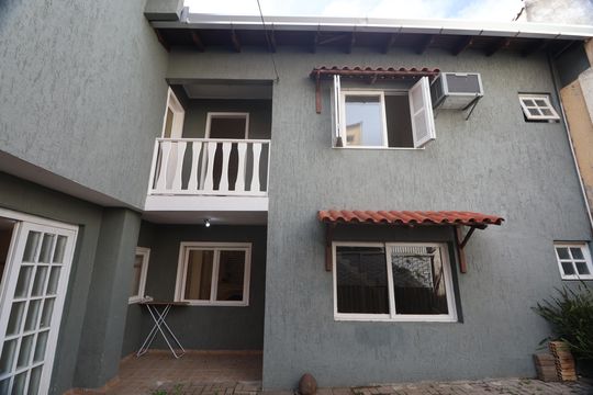 Quintal de casa para alugar com 2 quartos, 180m² em Estância Velha, Canoas