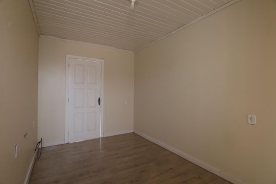 Escritório de casa para alugar com 2 quartos, 180m² em Estância Velha, Canoas