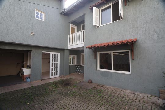 Quintal de casa para alugar com 2 quartos, 180m² em Estância Velha, Canoas