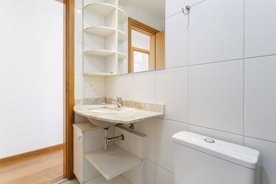 Banheiro Social de apartamento para alugar com 2 quartos, 94m² em Vila Olímpia, São Paulo