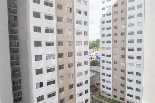 Fachada de apartamento para alugar com 2 quartos, 38m² em Fazenda da Juta, São Paulo