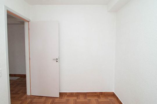 Quarto de apartamento para alugar com 2 quartos, 38m² em Fazenda da Juta, São Paulo