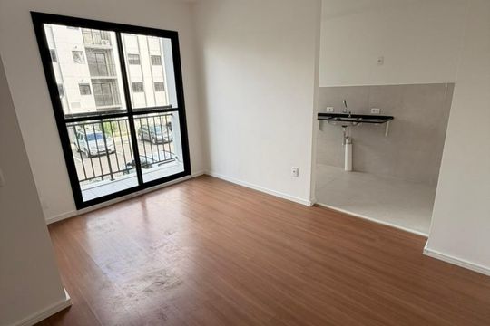 Sala de apartamento à venda com 2 quartos, 47m² em Barra Olímpica, Rio de Janeiro
