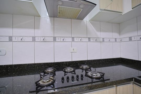 Cozinha de casa de condomínio para alugar com 3 quartos, 150m² em Vila Ré, São Paulo