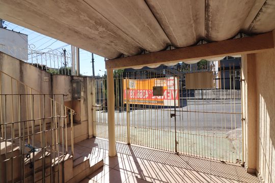 Garagem de casa à venda com 2 quartos, 120m² em Parque Santo Antonio, São Bernardo do Campo
