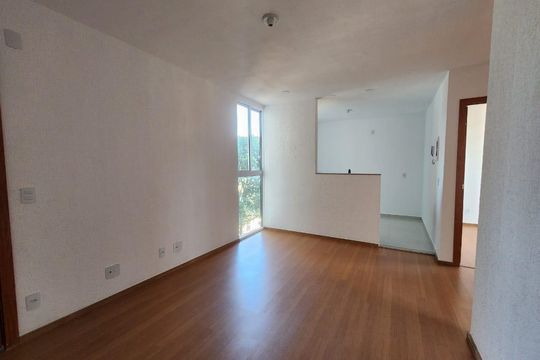 Sala de apartamento para alugar com 2 quartos, 46m² em Alvorada, Contagem
