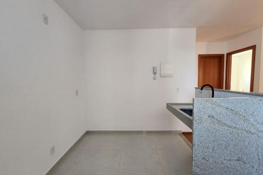 Cozinha de apartamento para alugar com 2 quartos, 46m² em Alvorada, Contagem