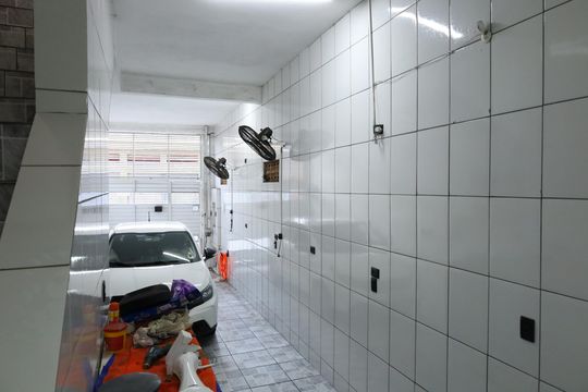 Garagem de casa à venda com 3 quartos, 96m² em Cidade Líder, São Paulo