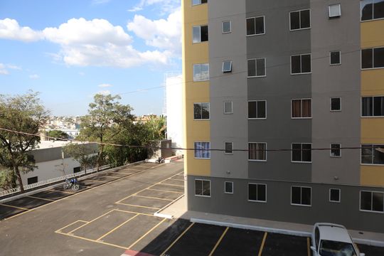 Vista de apartamento para alugar com 2 quartos, 45m² em Bairro da Glória, Contagem