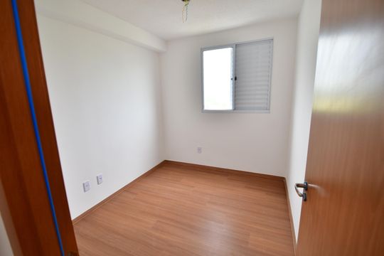 Quarto 2 de apartamento para alugar com 2 quartos, 44m² em Fazenda São Quirino, Campinas