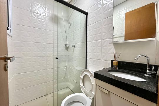 Banheiro de apartamento para alugar com 1 quarto, 46m² em Parque Jabaquara, São Paulo