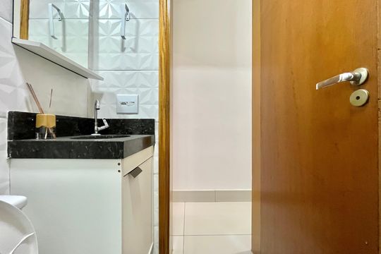 Banheiro de apartamento para alugar com 1 quarto, 46m² em Parque Jabaquara, São Paulo
