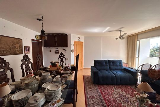 Sala  de apartamento para alugar com 2 quartos, 93m² em Jardim Taquaral, São Paulo