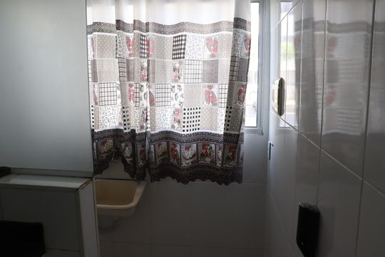 Área de Serviço de apartamento para alugar com 2 quartos, 50m² em Parque Rodoviária, Campos dos Goytacazes