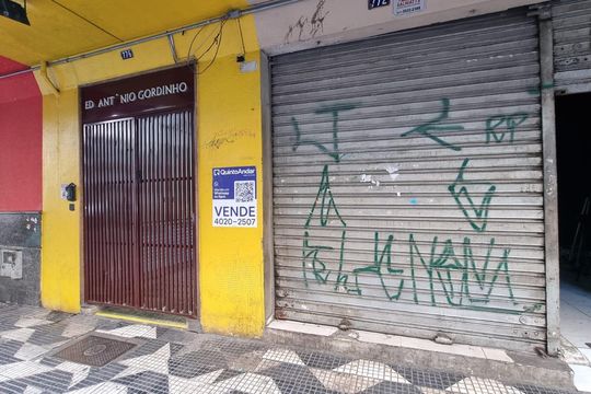Fachada de kitnet/studio para alugar com 1 quarto, 48m² em Santa Ifigênia, São Paulo