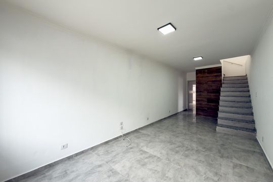 Sala de casa para alugar com 2 quartos, 150m² em Vila Brasilio Machado, São Paulo