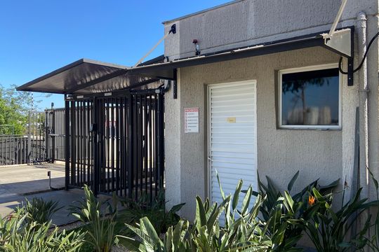 Fachada e portaria de apartamento à venda com 2 quartos, 40m² em Jardim do Lago, Osasco